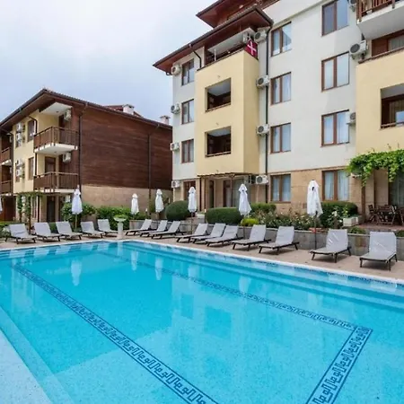 Paradise Place In The Garden Of Eden By The Apartment *
